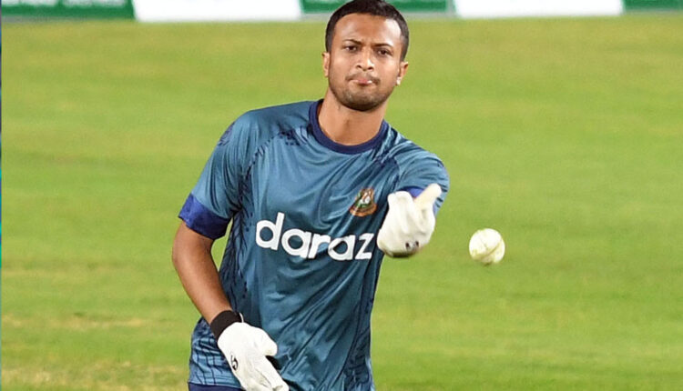 সাকিবের খেলার বিষয়টা নির্বাচকরা দেখবেন বলে জানিয়েছেন বিসিবি সভাপতি আমিনুল।