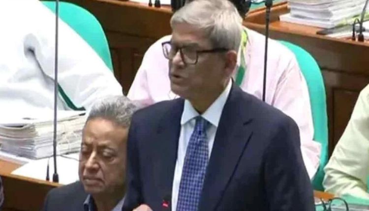 স্থানীয় সরকার, পল্লী উন্নয়ন ও সমবায় মন্ত্রী মির্জা ফখরুল ইসলাম আলমগীর। ছবি : সংগৃহীত