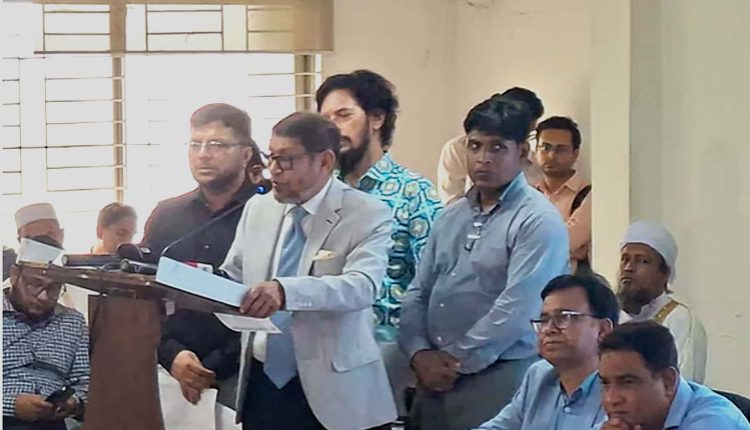 স্বাস্থ্য ও পরিবারকল্যাণমন্ত্রী সরদার মো. সাখাওয়াত হোসেন। আজ বুধবার সকালে রাজধানীর জাতীয় প্রেসক্লাবে